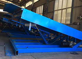 固定式登車(chē)橋